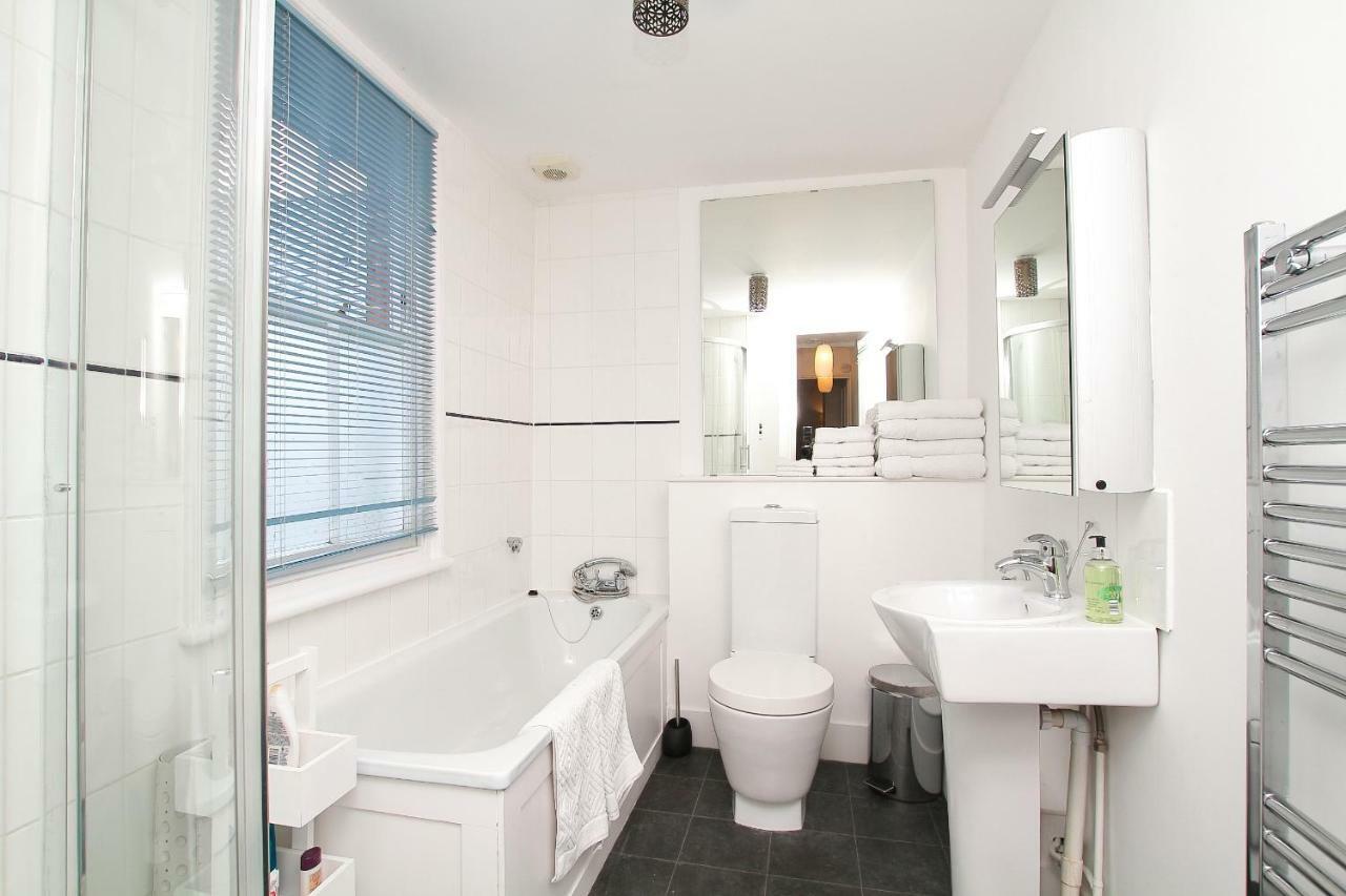 Riverside Channel5 "Holidays Homes In The Sun" Featured Central Canterbury Cottage With Free Parking Экстерьер фото